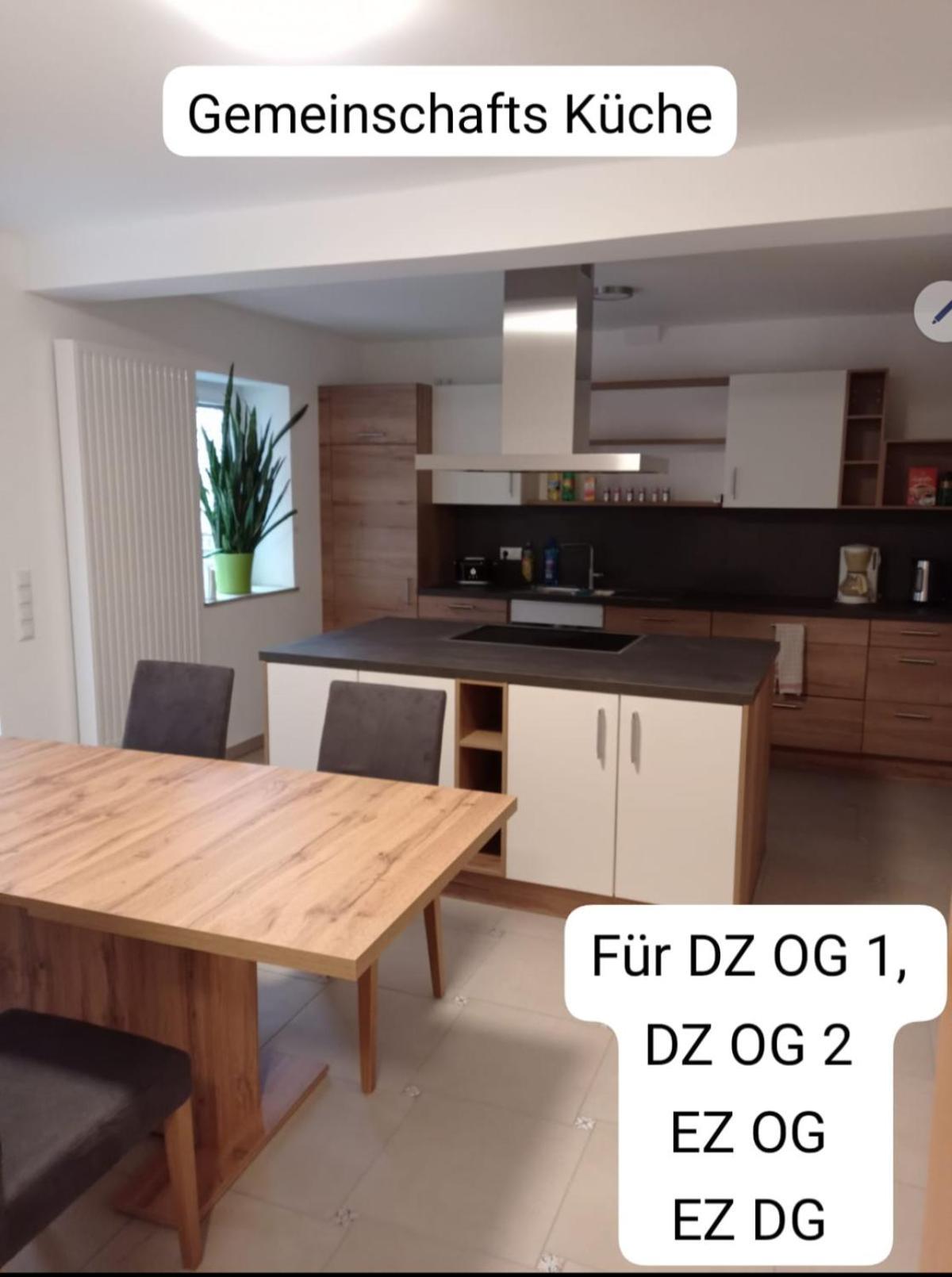 Zur Stadt 福尔卡赫 外观 照片
